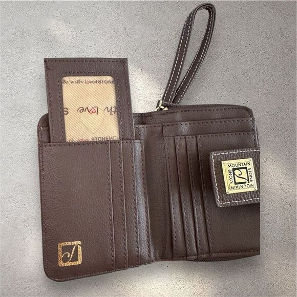 Stone Mountain Accessories Brown Wallet - Picture 4 of 9